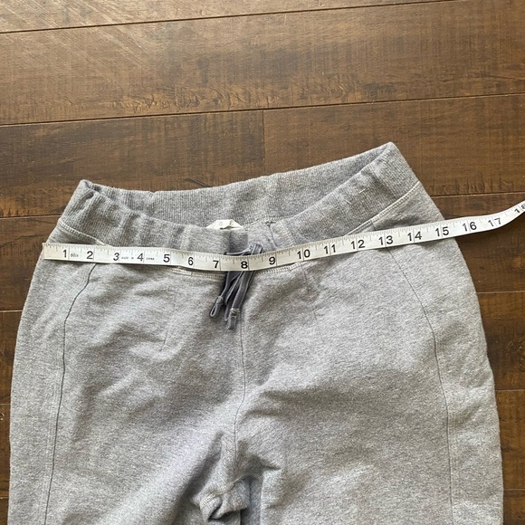 Lululemon grey joggers - Picture 5 of 9